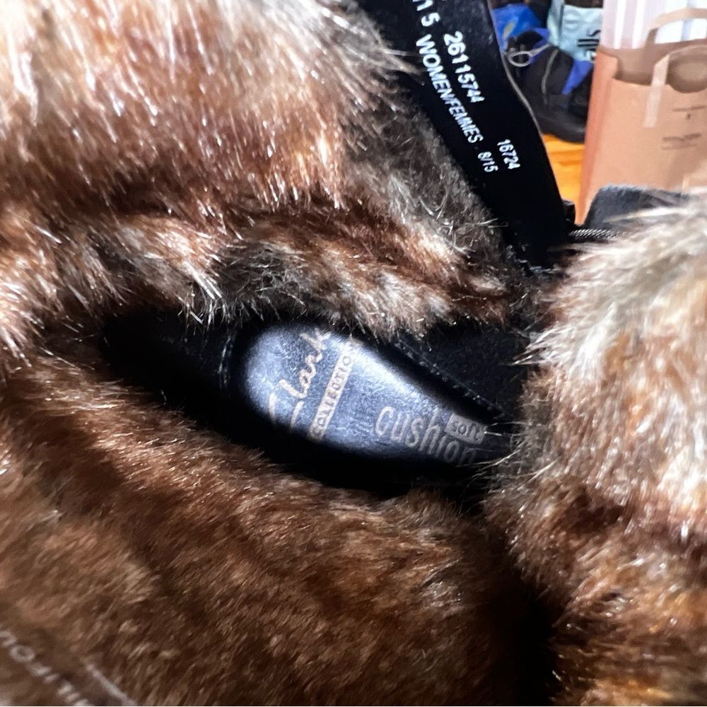 Clarks Leather Water Resistant Ankle Boots w/Faux Fur KEARNS RAMSEY Black - Picture 8 of 9